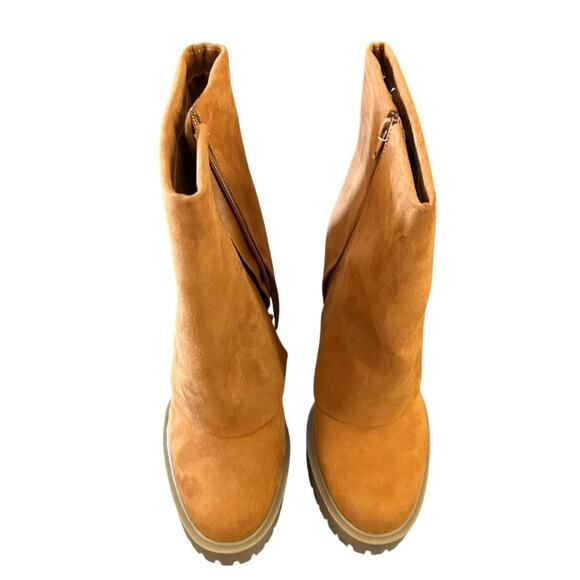 INC International Concepts Foldover Cuffed Lug Sole Ankle Boots NEW 7.5 - Picture 2 of 10